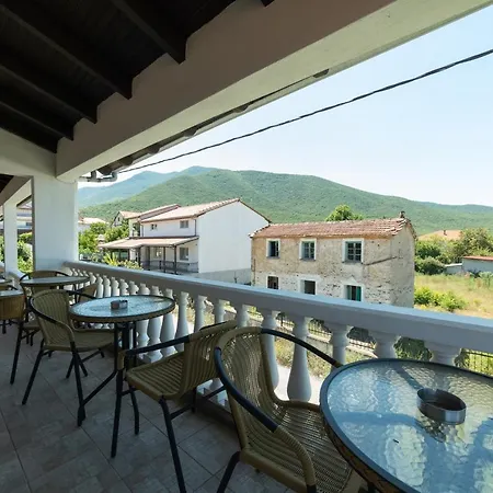 Maison Agistro Inn Angistron